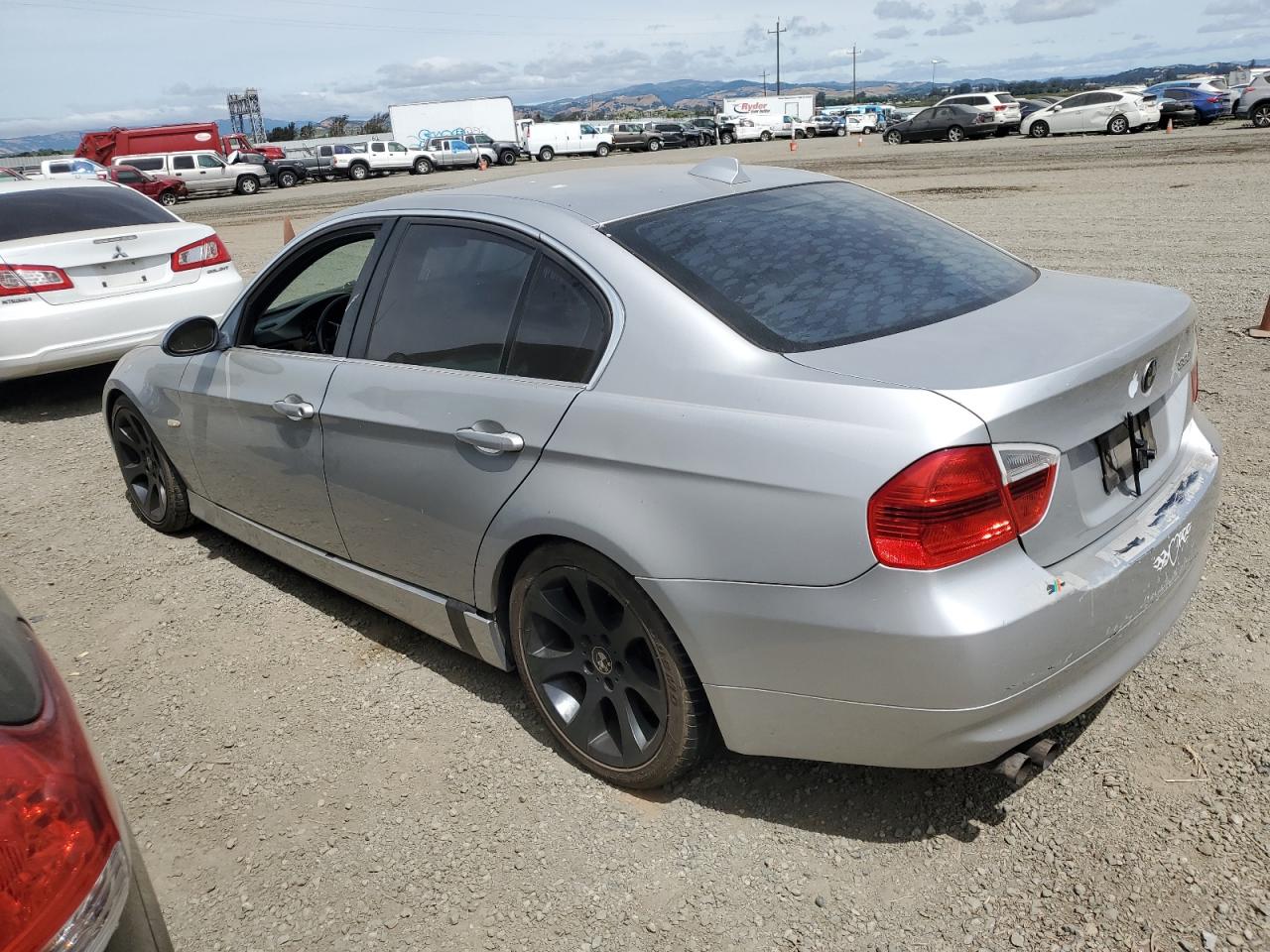 WBAVB33586KS32364 2006 BMW 330 I