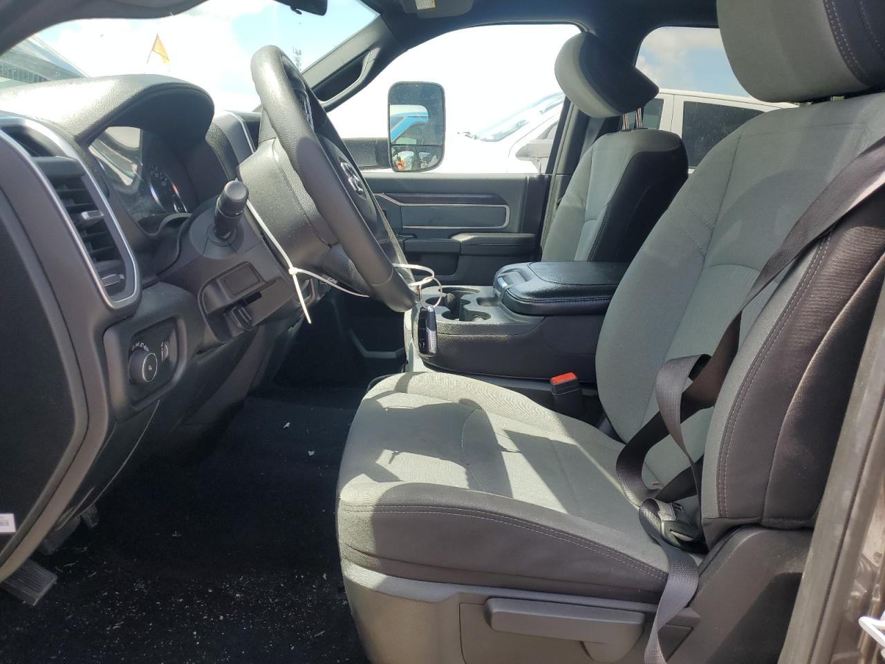 3C63RRHL9NG302810 2022 Ram 3500 Big Horn/Lone Star