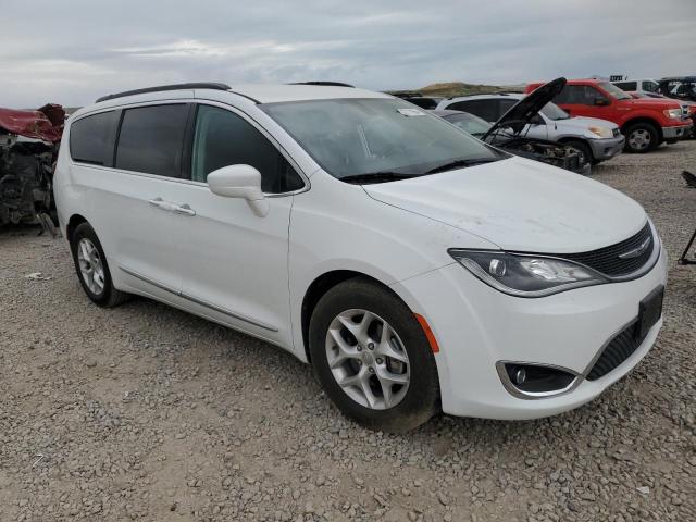 2017 Chrysler Pacifica Touring L VIN: 2C4RC1BG4HR785140 Lot: 57111854