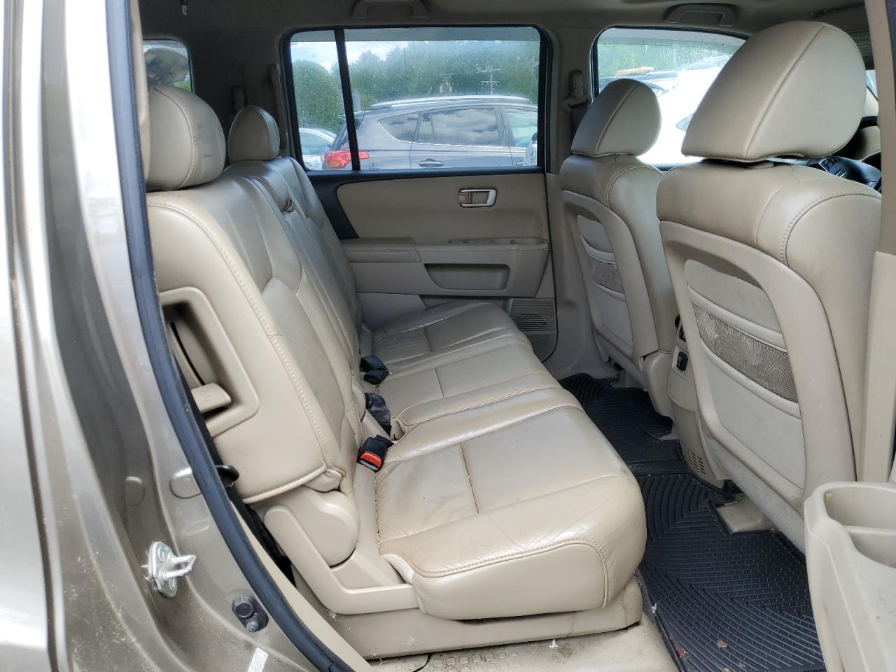 5FNYF4H56BB085472 2011 Honda Pilot Exl