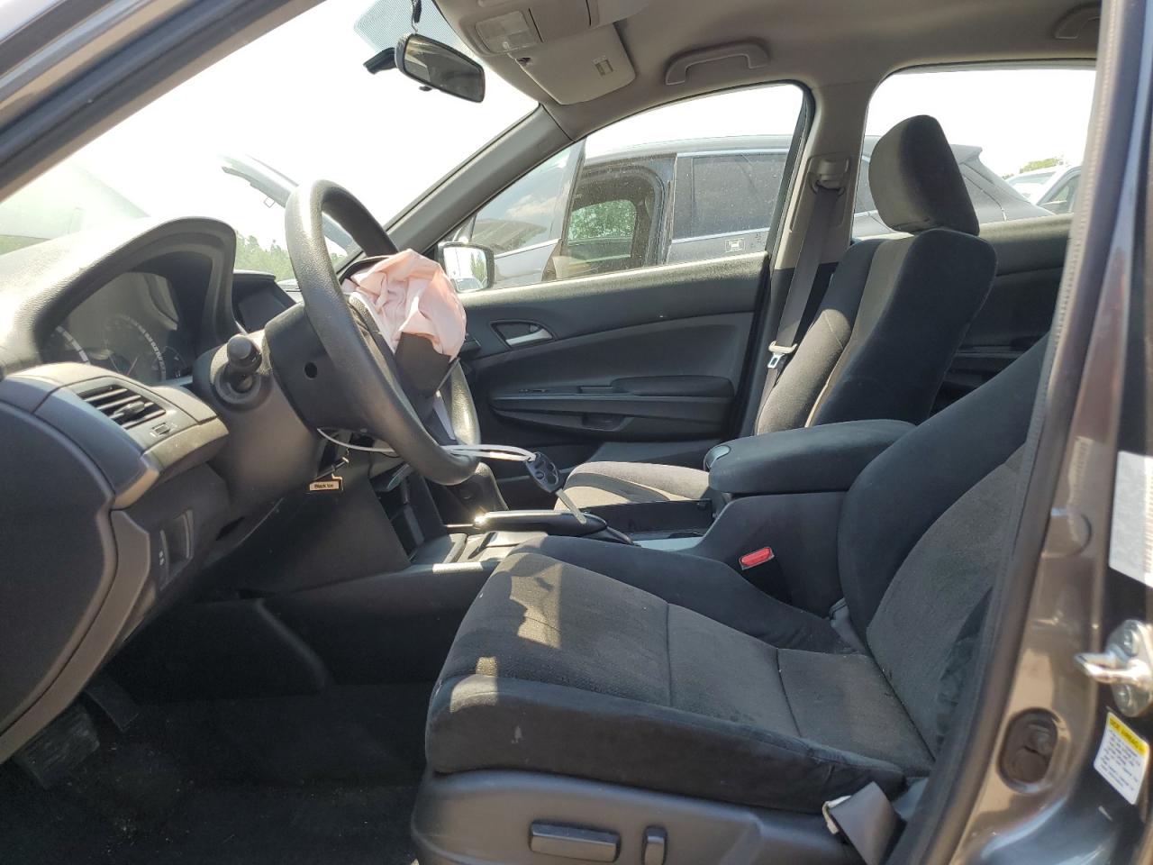 1HGCP26429A121104 2009 Honda Accord Lxp