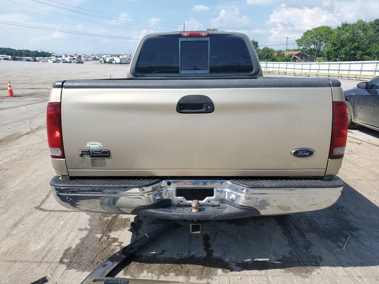 1FTRX17W5YNA83913 2000 Ford F150