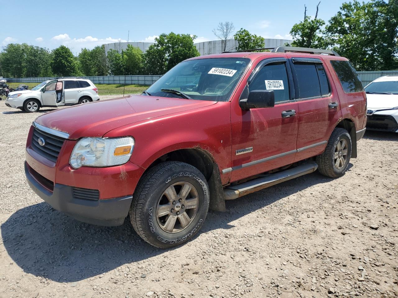 1FMEU72E86UA65462 2006 Ford Explorer Xls