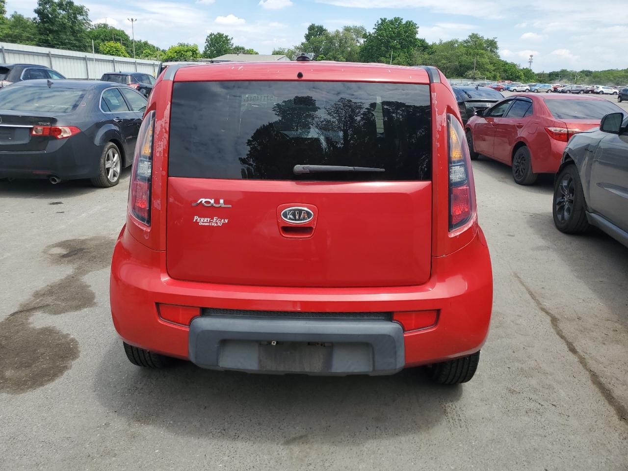 KNDJT2A2XA7117021 2010 Kia Soul +