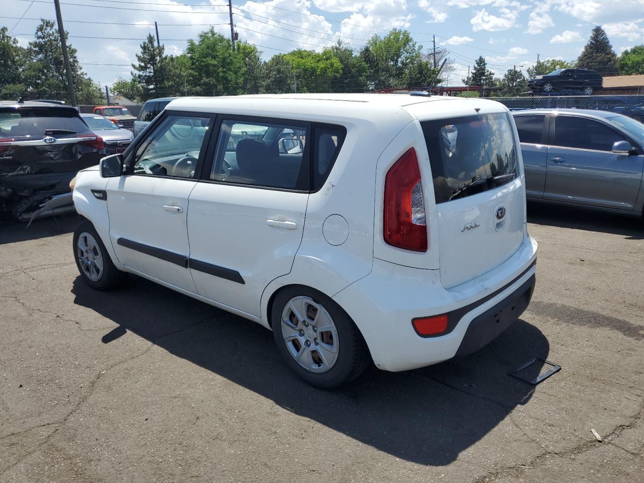 2013 Kia Soul vin: KNDJT2A59D7527906