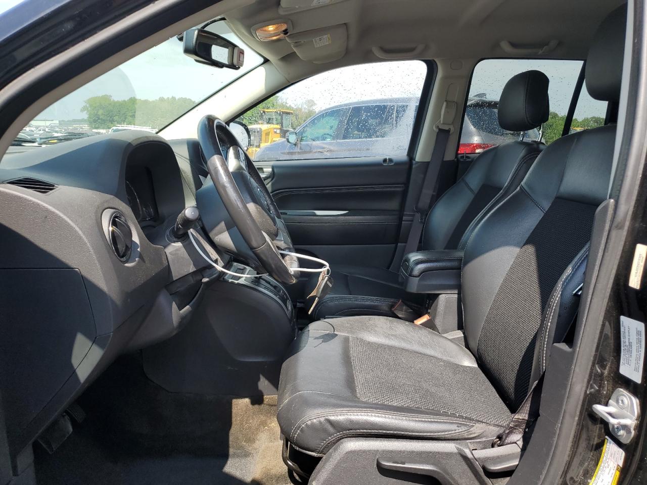 1C4NJDEB9GD757826 2016 Jeep Compass Latitude