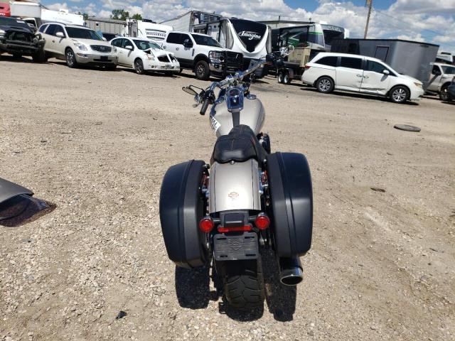2018 HARLEY-DAVIDSON FLSB SPORT 1HD1YMJ29JC049152