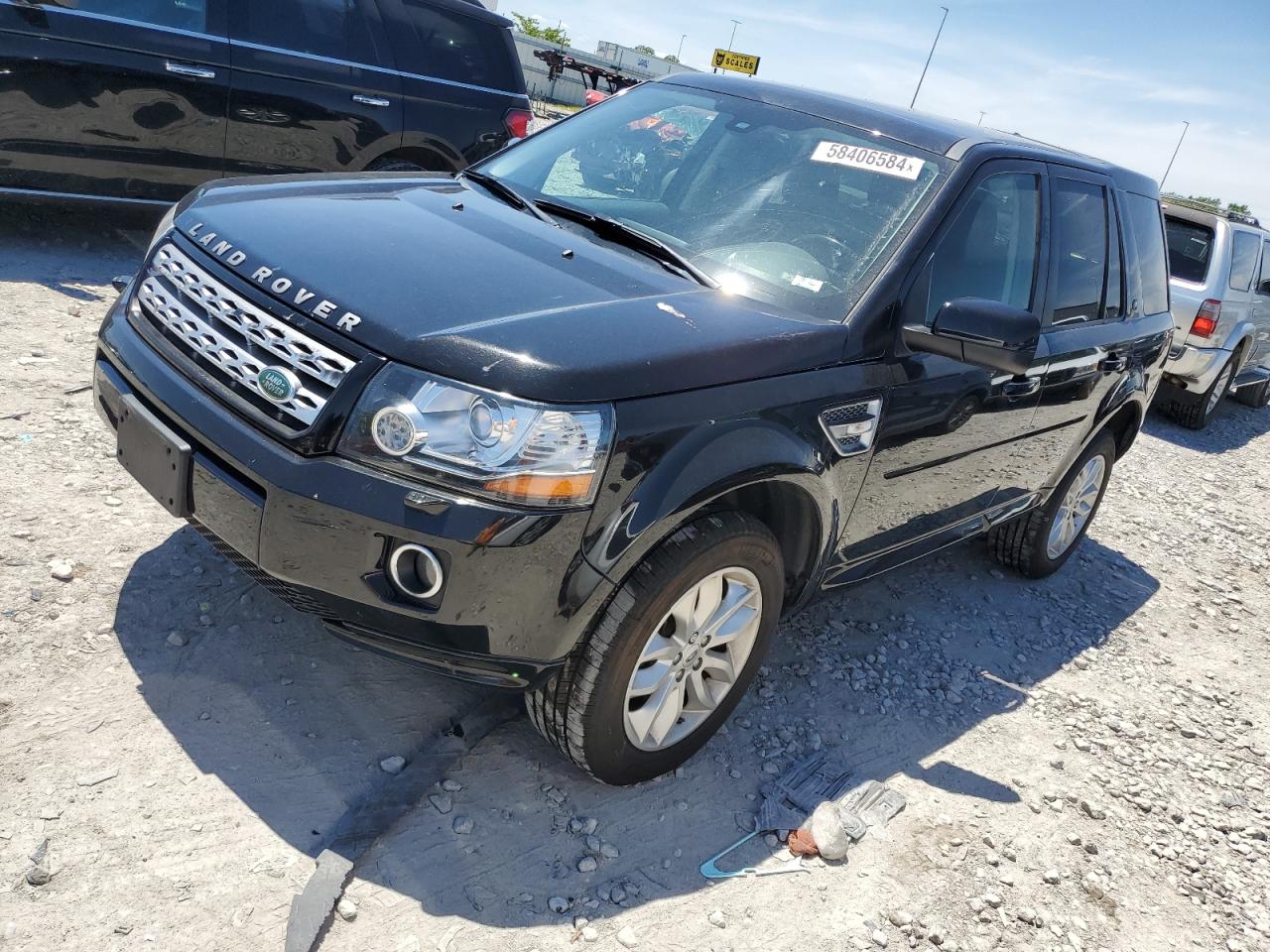 SALFR2BG8EH383161 2014 Land Rover Lr2 Hse