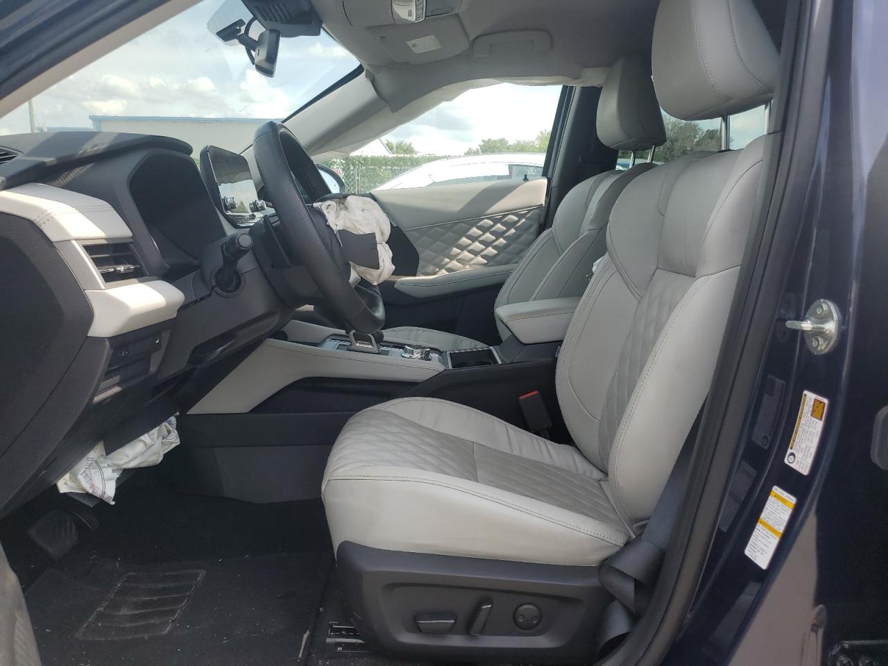 JA4J3VA88NZ079461 2022 Mitsubishi Outlander Sel