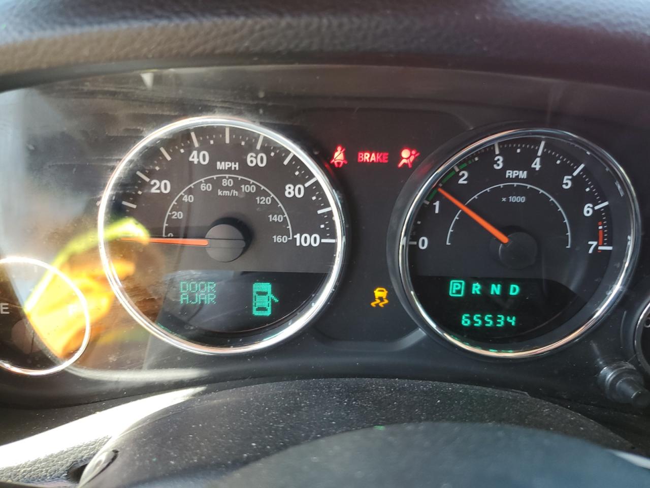 1C4HJWDG2EL184194 2014 Jeep Wrangler Unlimited Sport