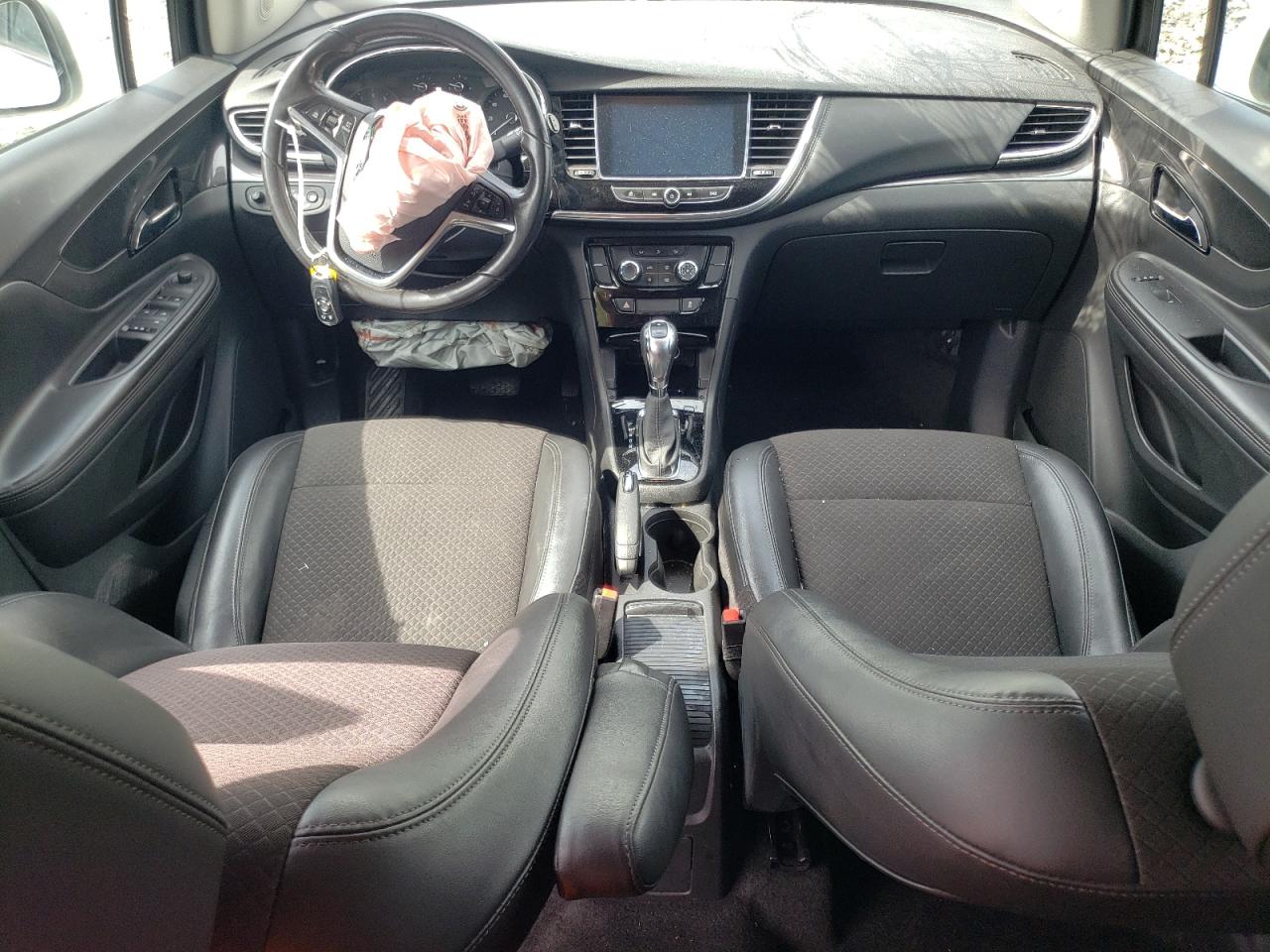 KL4CJ2SBXKB732187 2019 Buick Encore Sport Touring