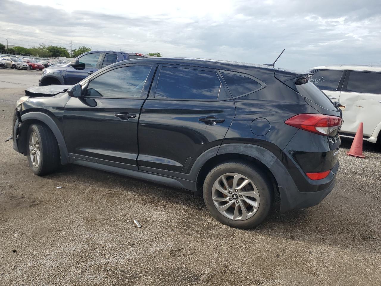 KM8J23A47HU534341 2017 Hyundai Tucson Se