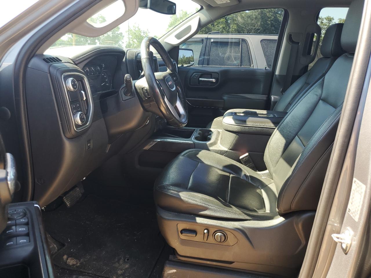 3GTP8DED9KG235621 2019 GMC Sierra C1500 Slt