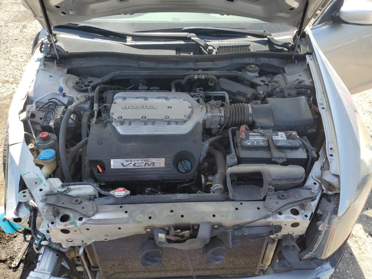 1HGCP3F87AA009573 2010 Honda Accord Exl