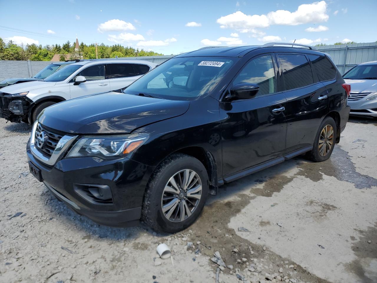 5N1DR2MM7JC615852 2018 Nissan Pathfinder S