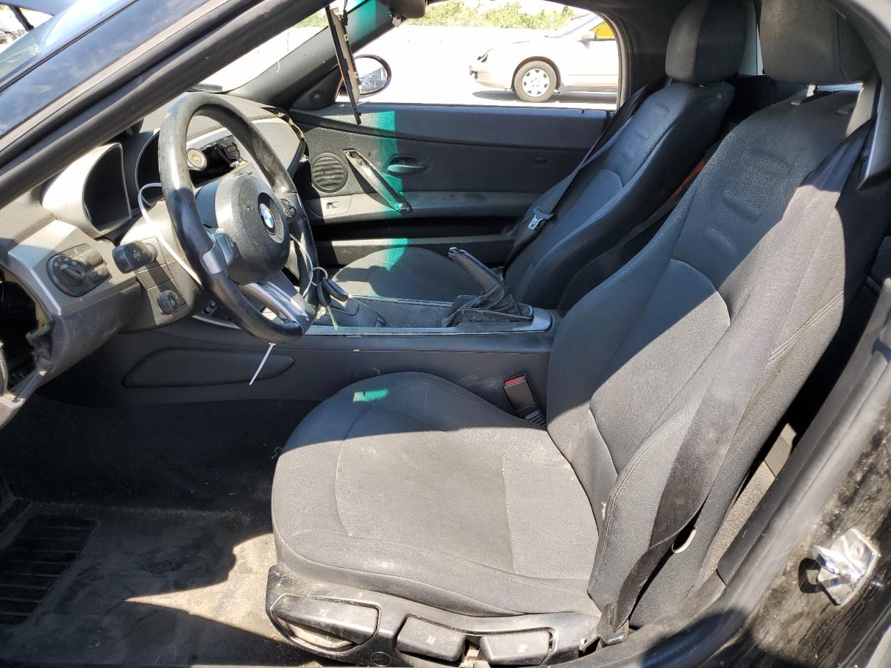 4USBT33505LS54896 2005 BMW Z4 2.5