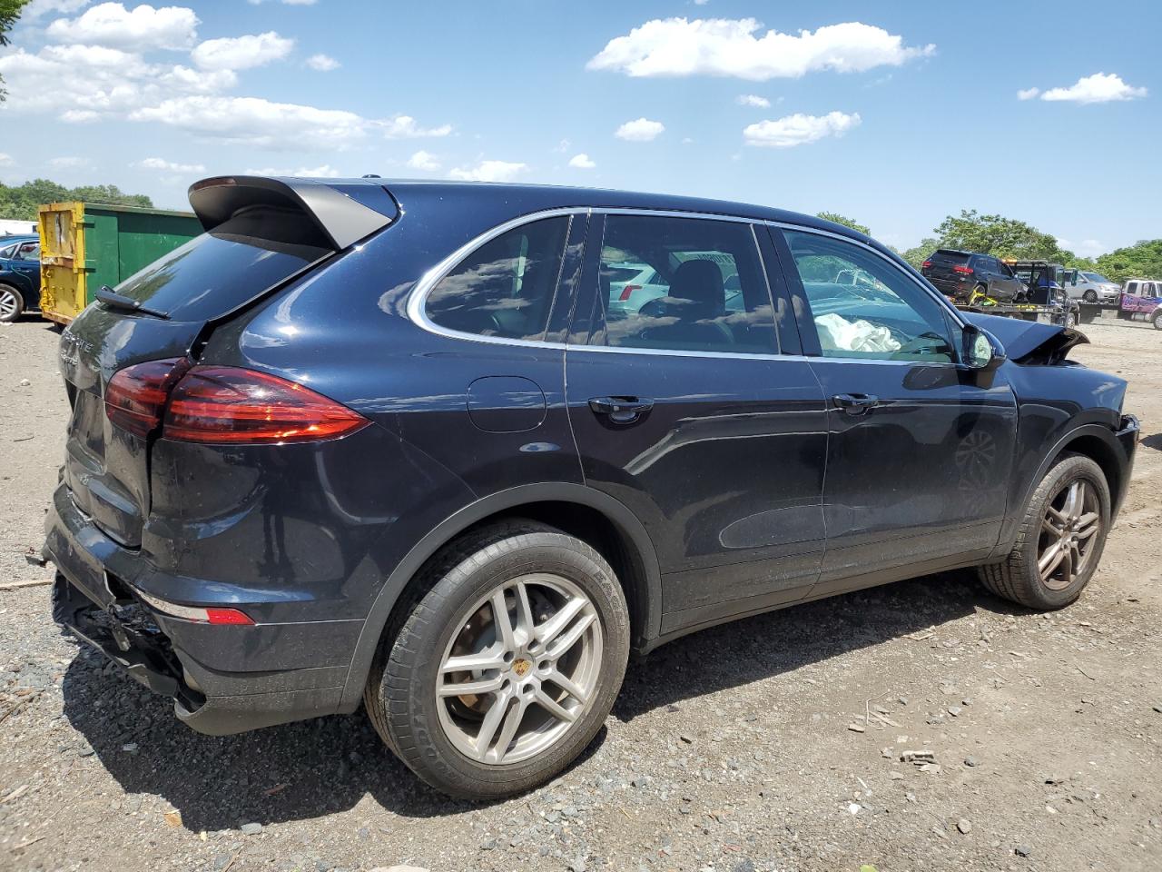 WP1AA2A28JKA05433 2018 Porsche Cayenne