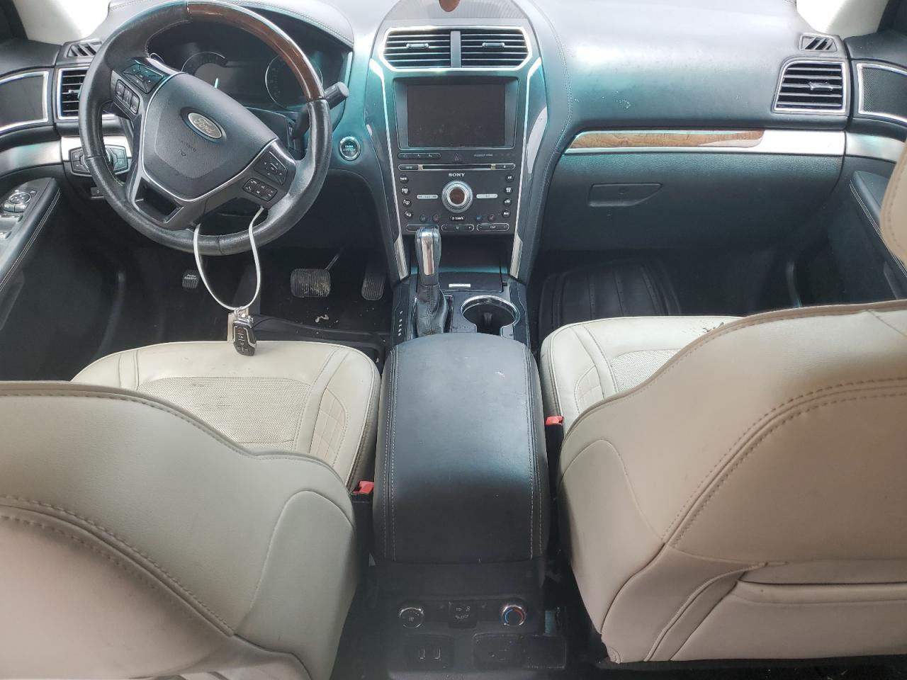 1FM5K8HT2GGC85861 2016 Ford Explorer Platinum