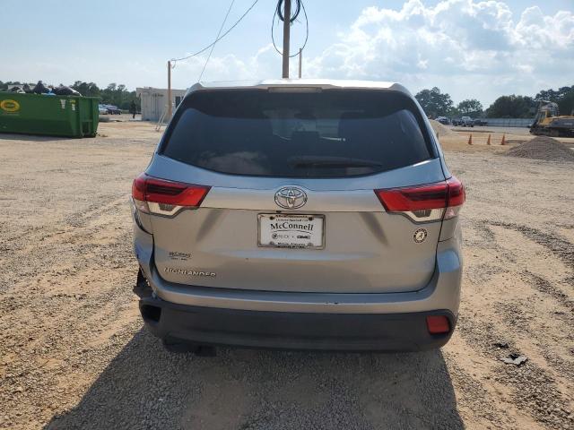 2018 Toyota Highlander Le VIN: 5TDZZRFH7JS242801 Lot: 58898694