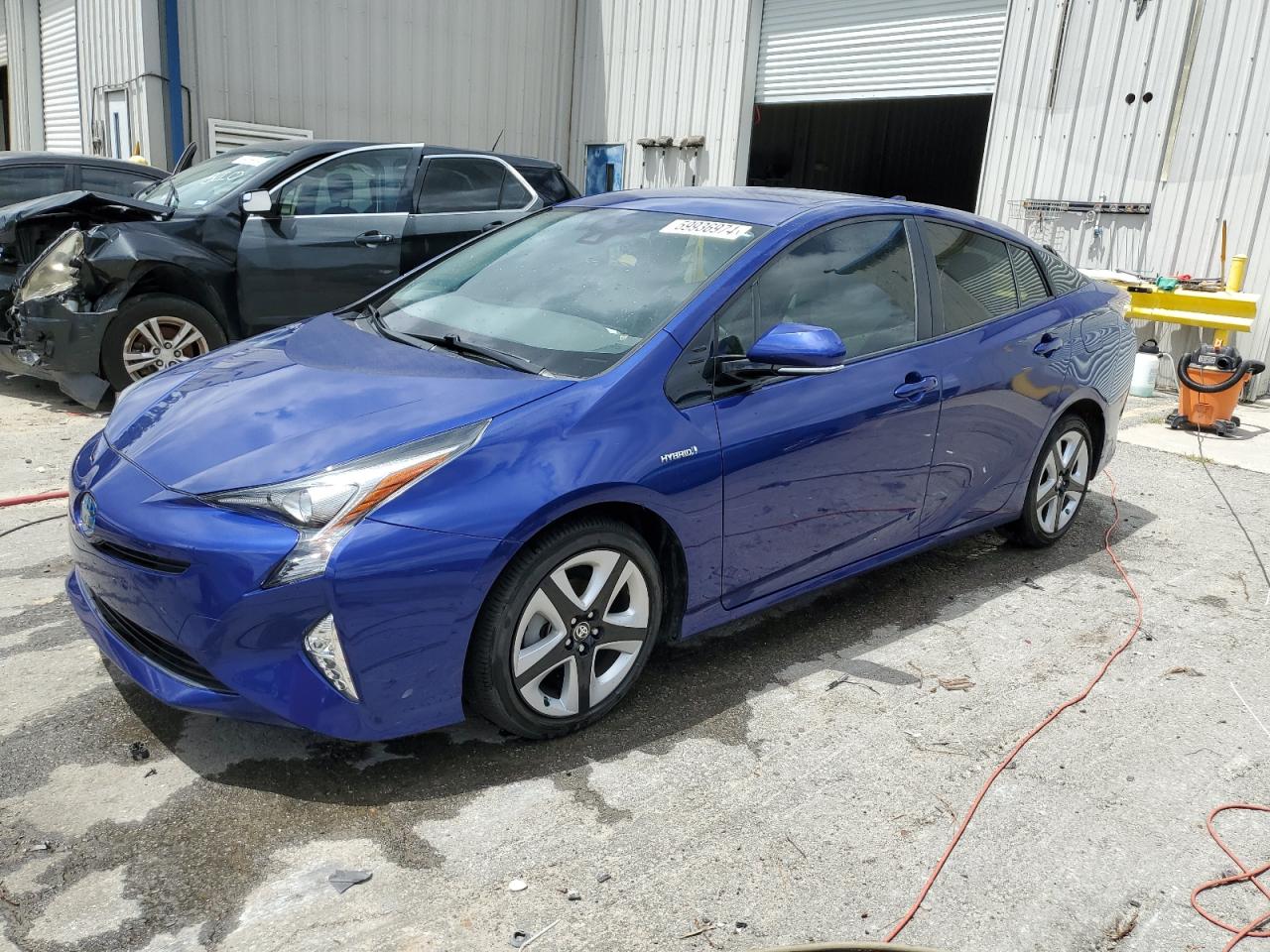 JTDKARFU0G3511656 2016 Toyota Prius