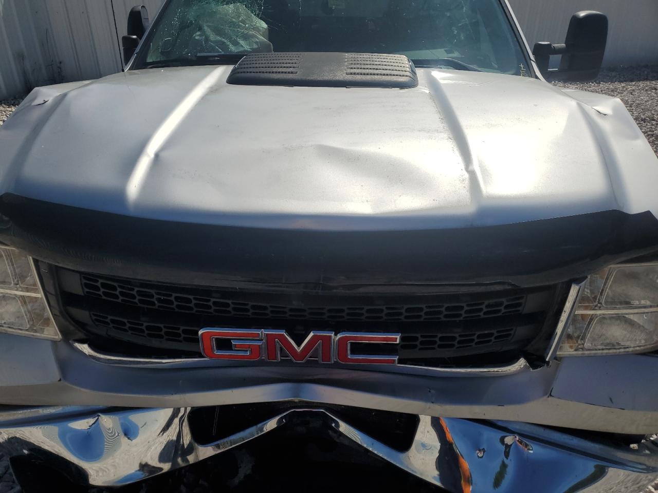 1GT120C8XBF117147 2011 GMC Sierra K2500 Sle