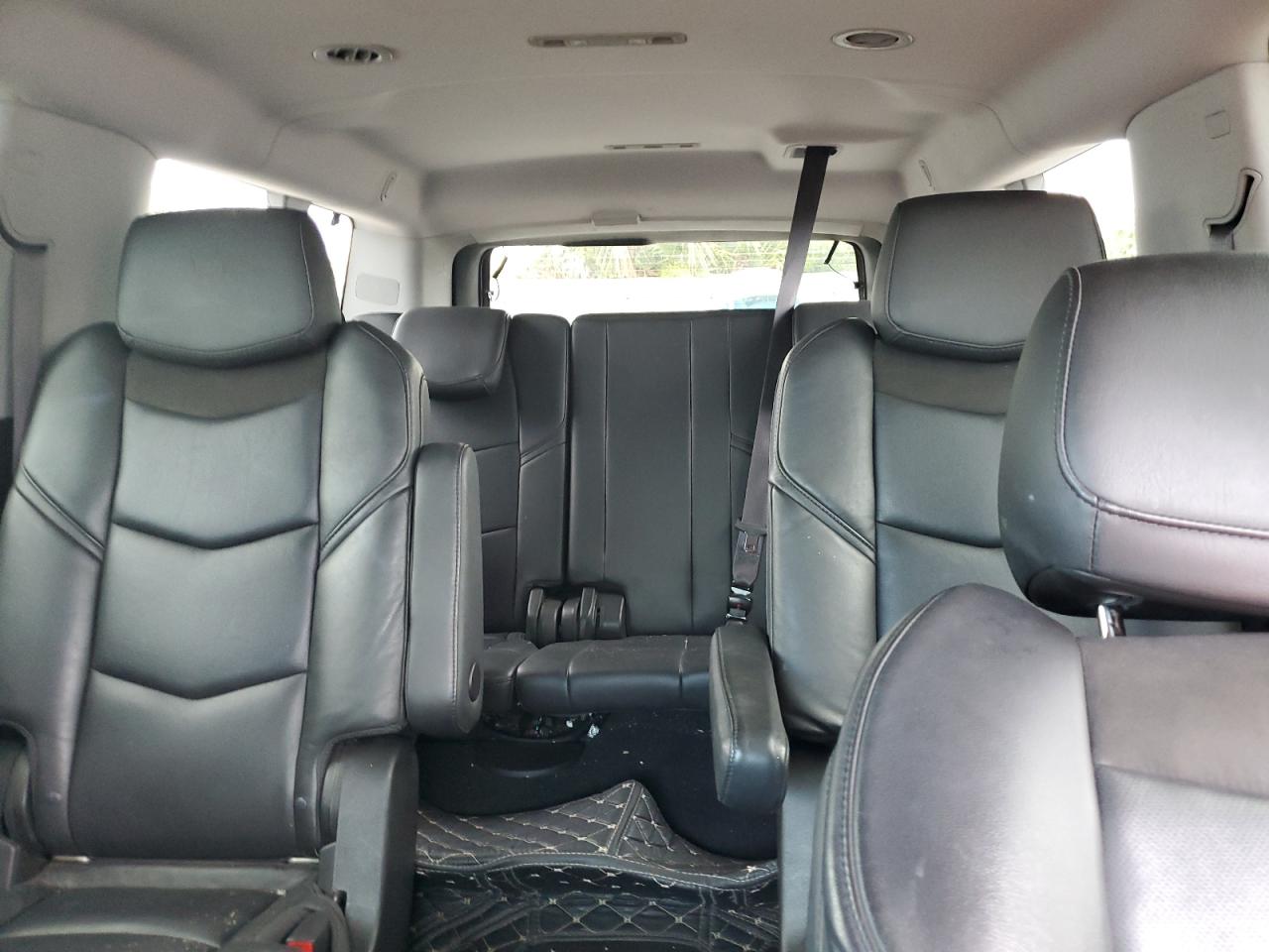 1GYS4GKJ2HR336164 2017 Cadillac Escalade Esv