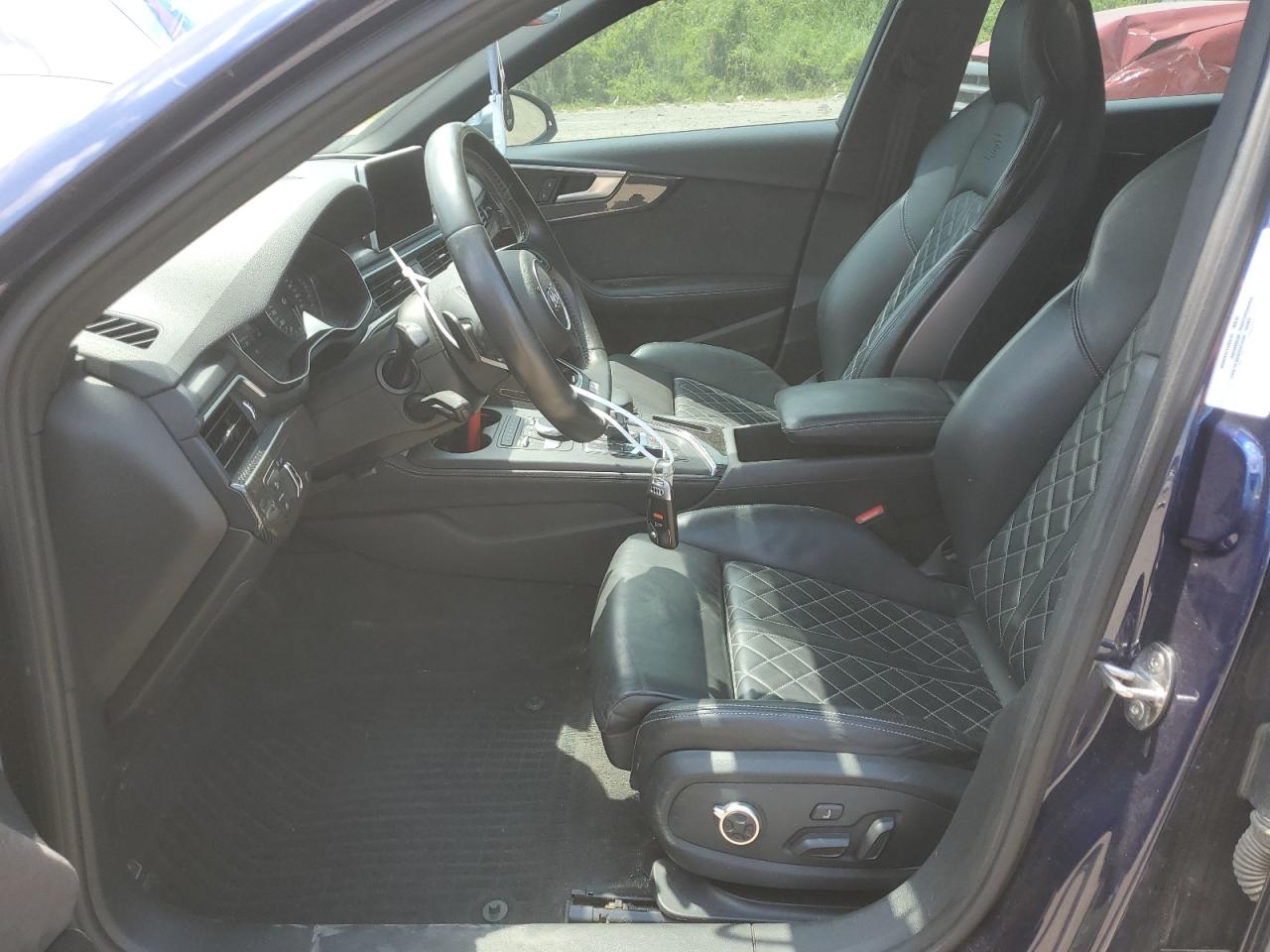 WAUB4AF49JA003372 2018 Audi S4 Premium Plus