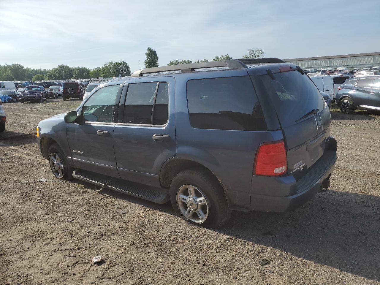 1FMZU73K85ZA23073 2005 Ford Explorer Xlt