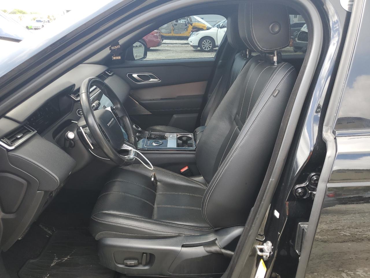 SALYL2FV5KA211855 2019 Land Rover Range Rover Velar R-Dynamic Se