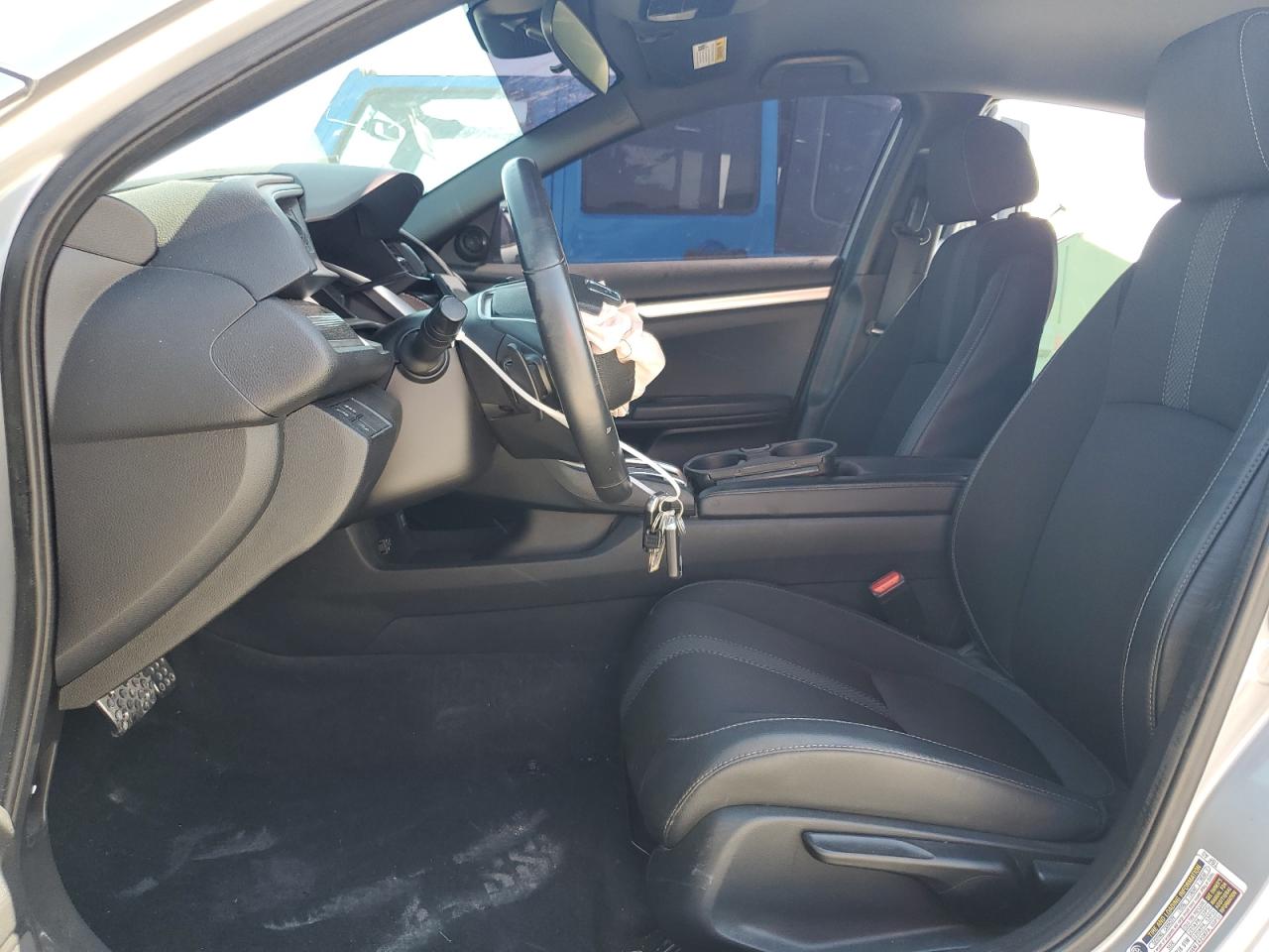 2HGFC2F83LH546853 2020 Honda Civic Sport