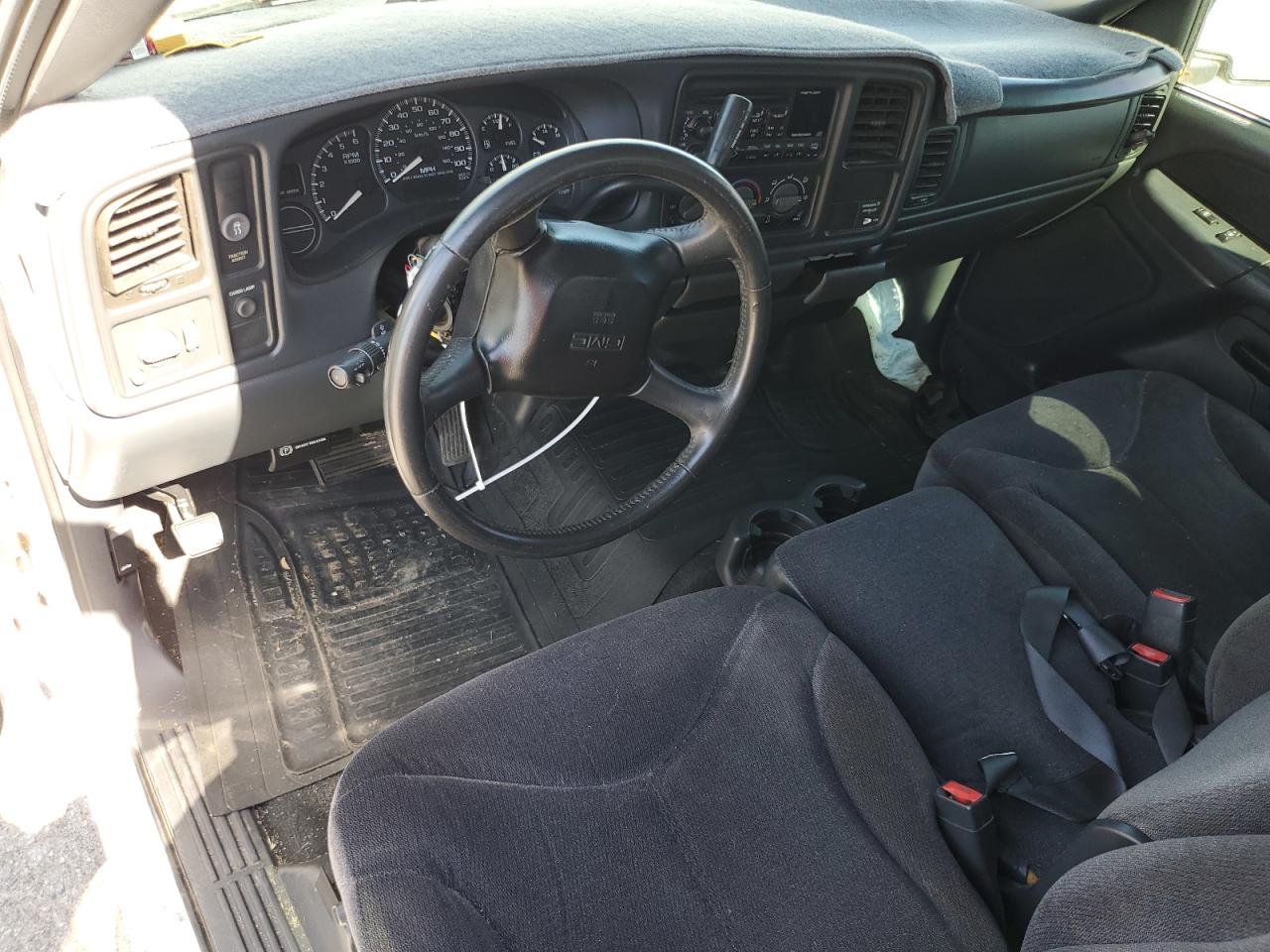 2GTEC19V021262240 2002 GMC New Sierra C1500