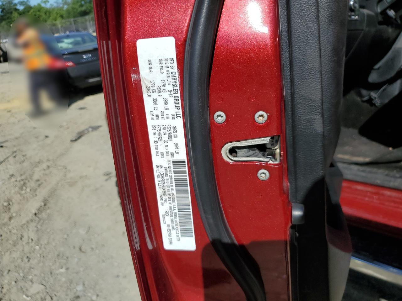 1C6RR7MT5ES145869 2014 Ram 1500 Sport