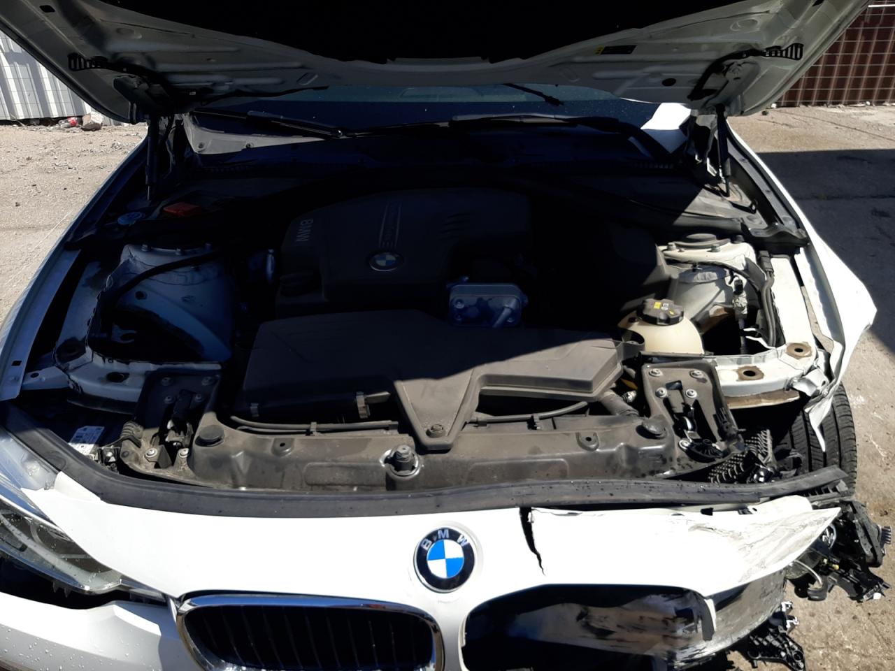 WBA8E1G58HNU13016 2017 BMW 320 I