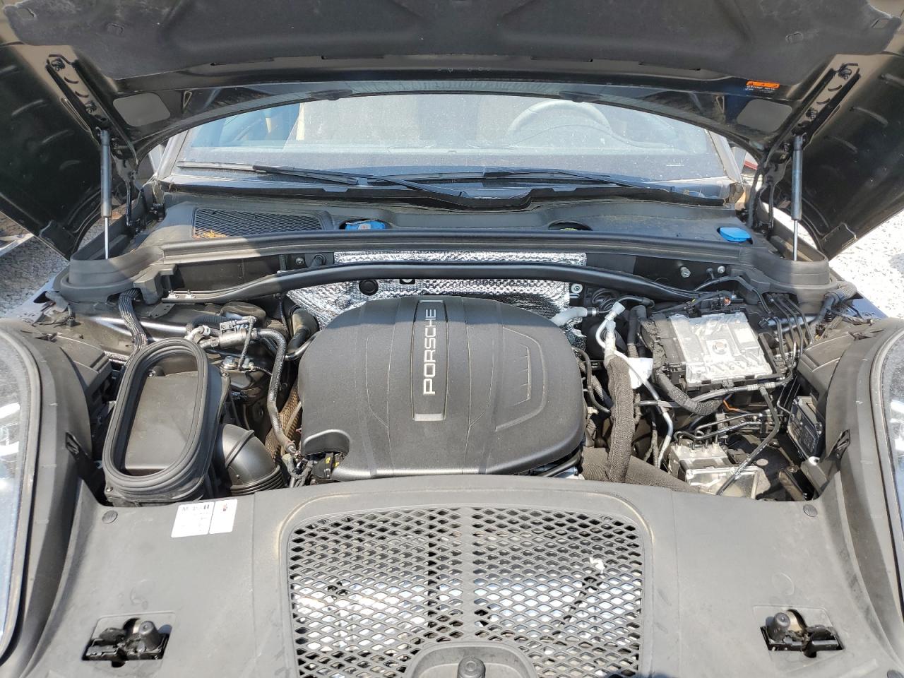 WP1AA2A54LLB13670 2020 Porsche Macan