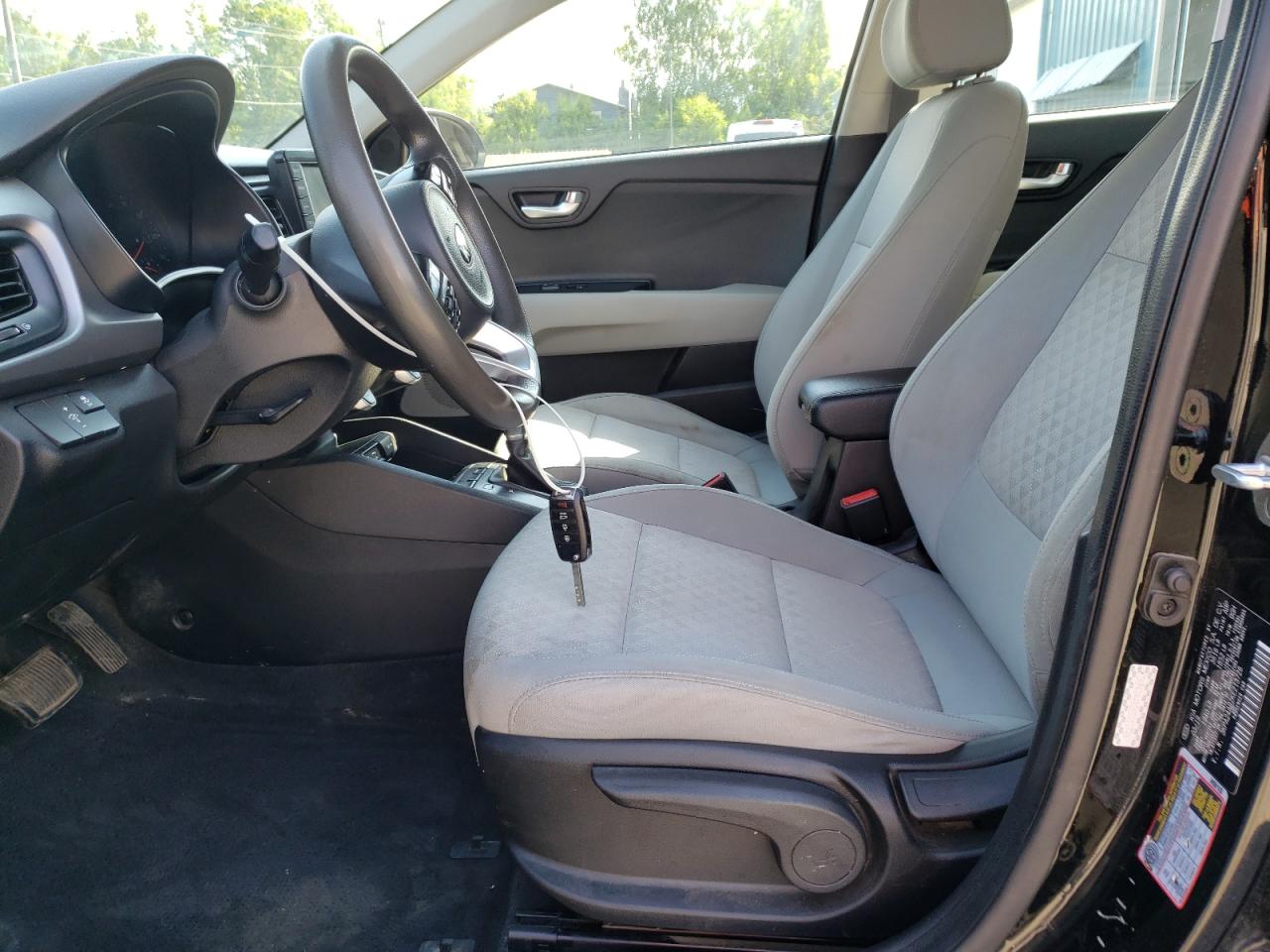 3KPA24AB2KE213726 2019 Kia Rio S