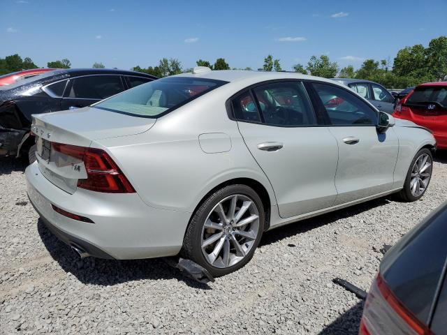 VIN 7JRA22TK3KG017524 2019 Volvo S60, T6 Momentum no.3