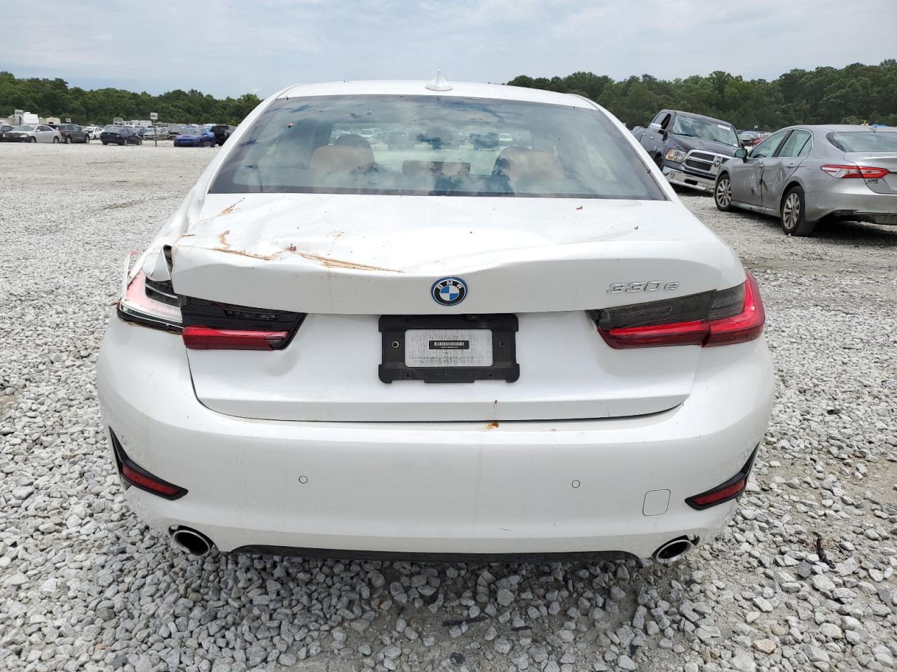 3MW5P7J04N8C40297 2022 BMW 330E