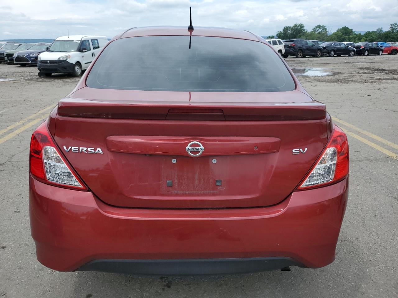 3N1CN7AP8KL861664 2019 Nissan Versa S