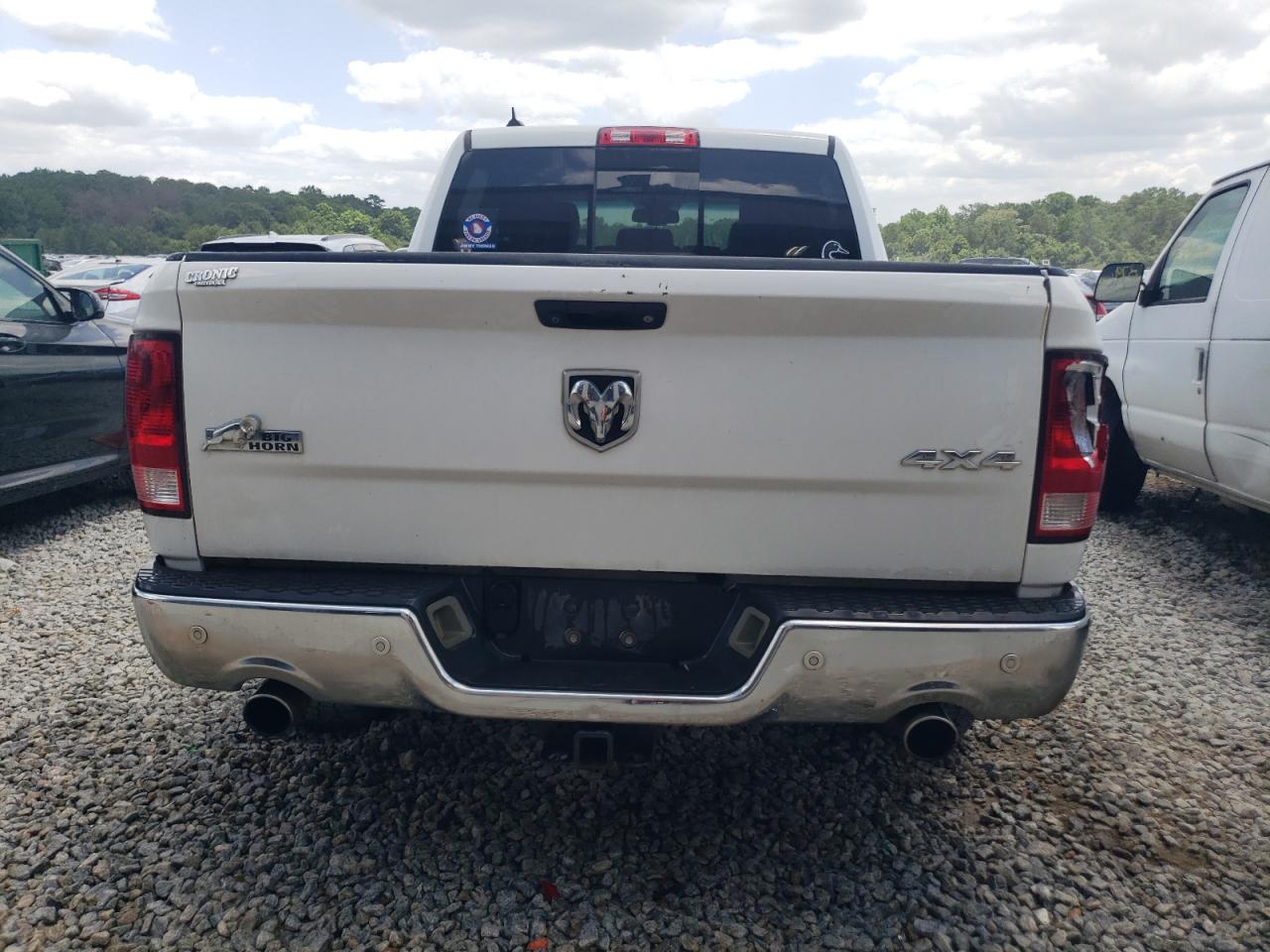 1C6RR7LT9FS674373 2015 Ram 1500 Slt