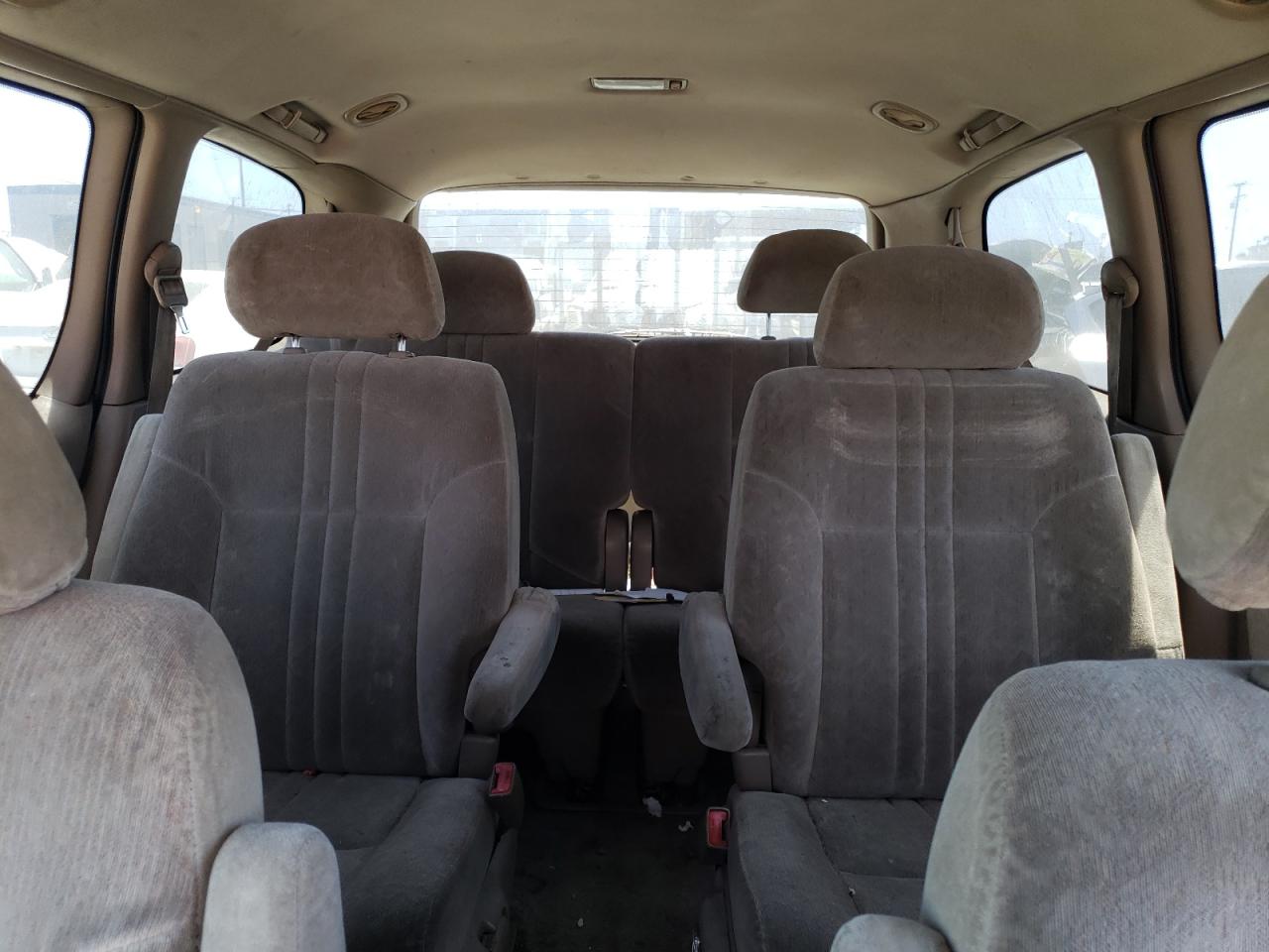 4T3ZF13C2WU007053 1998 Toyota Sienna Le