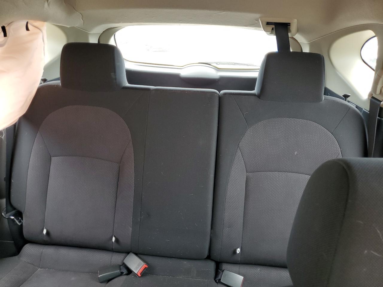 JN8AS5MT6BW179682 2011 Nissan Rogue S