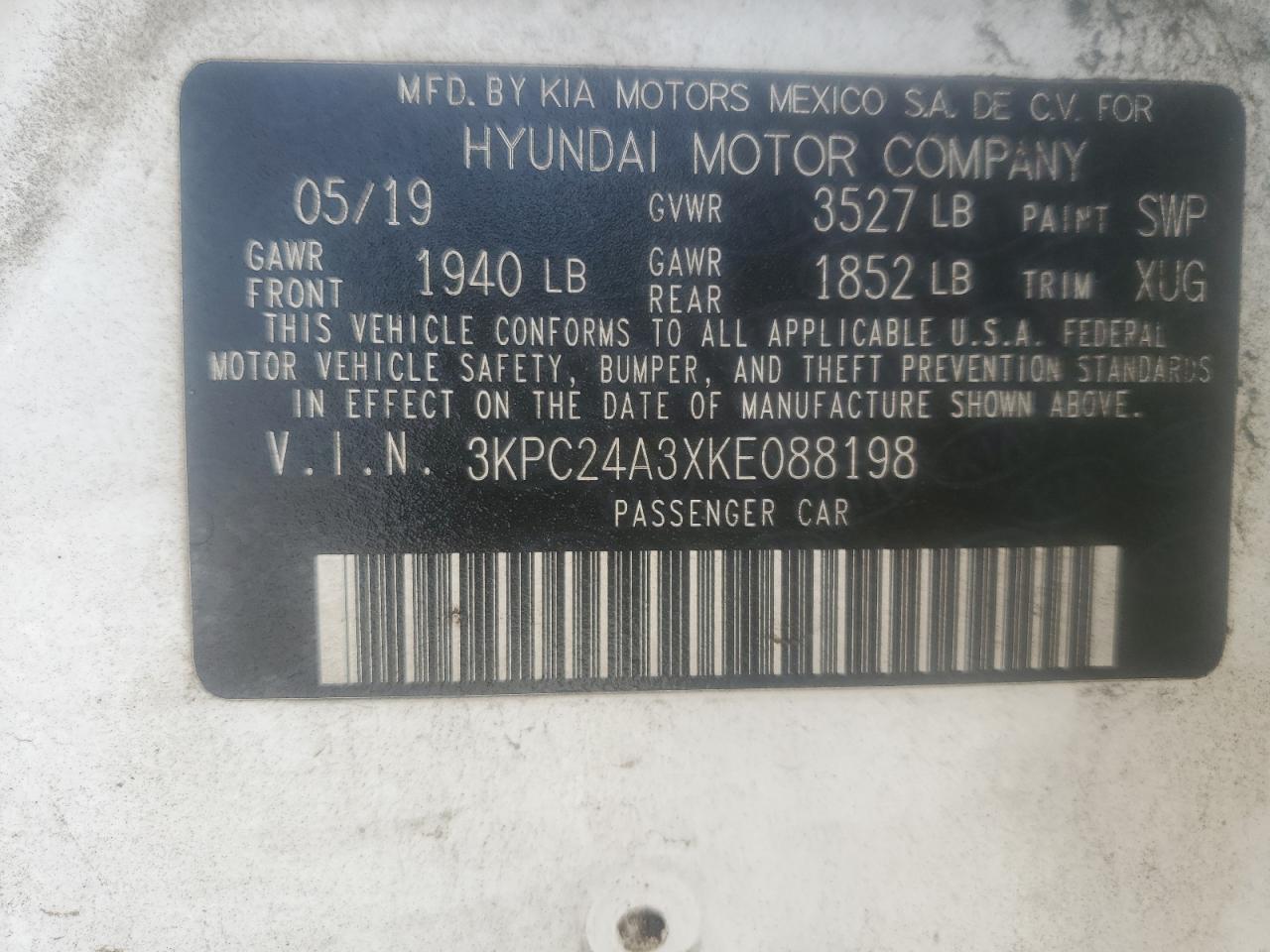 3KPC24A3XKE088198 2019 Hyundai Accent Se
