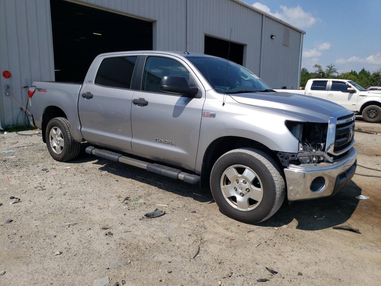 5TFDY5F12AX141801 2010 Toyota Tundra Crewmax Sr5