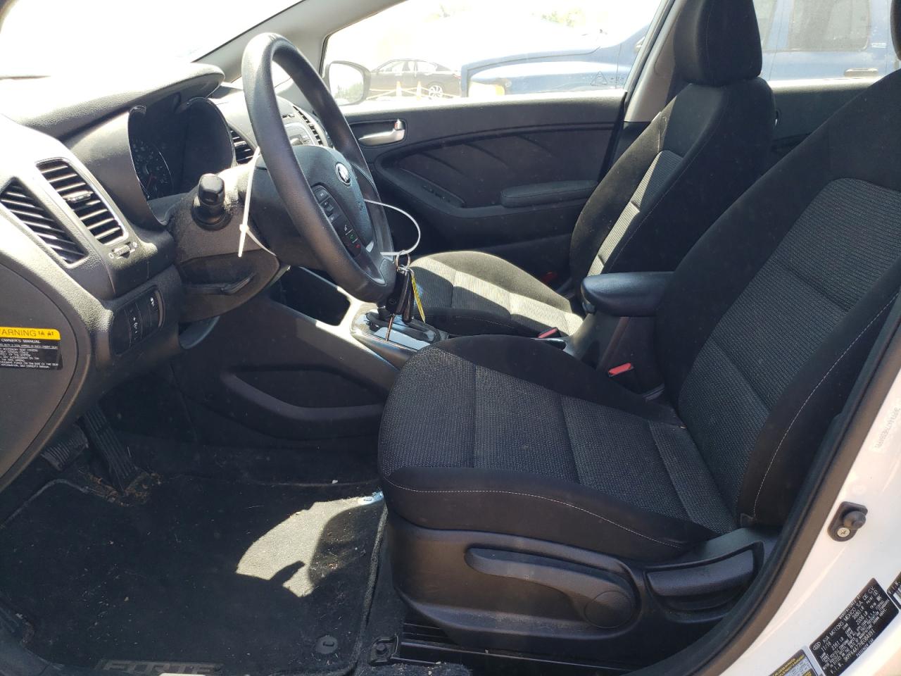 3KPFK4A77HE084991 2017 Kia Forte Lx