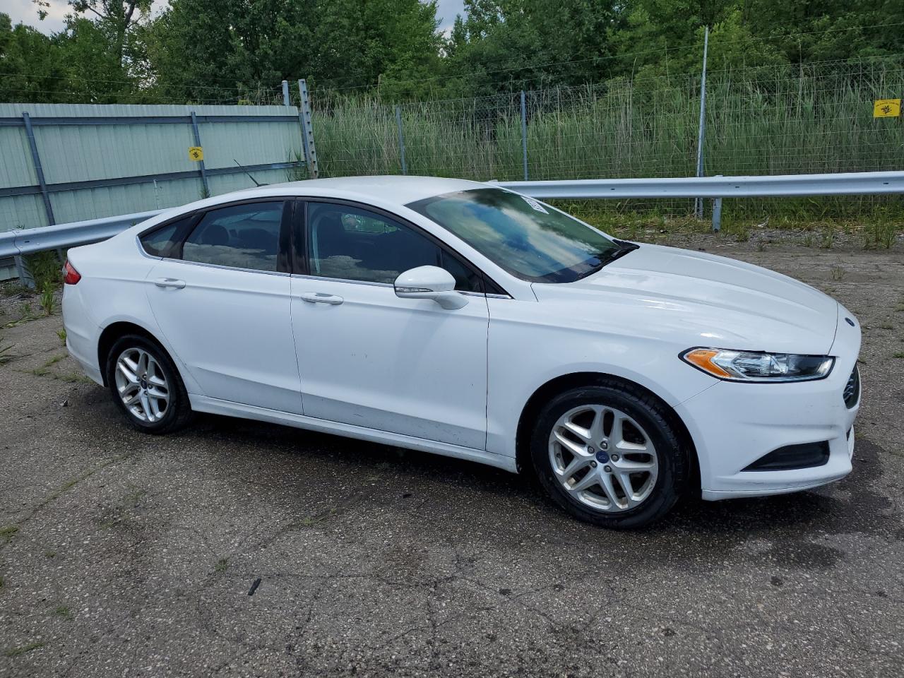 1FA6P0H74E5388552 2014 Ford Fusion Se