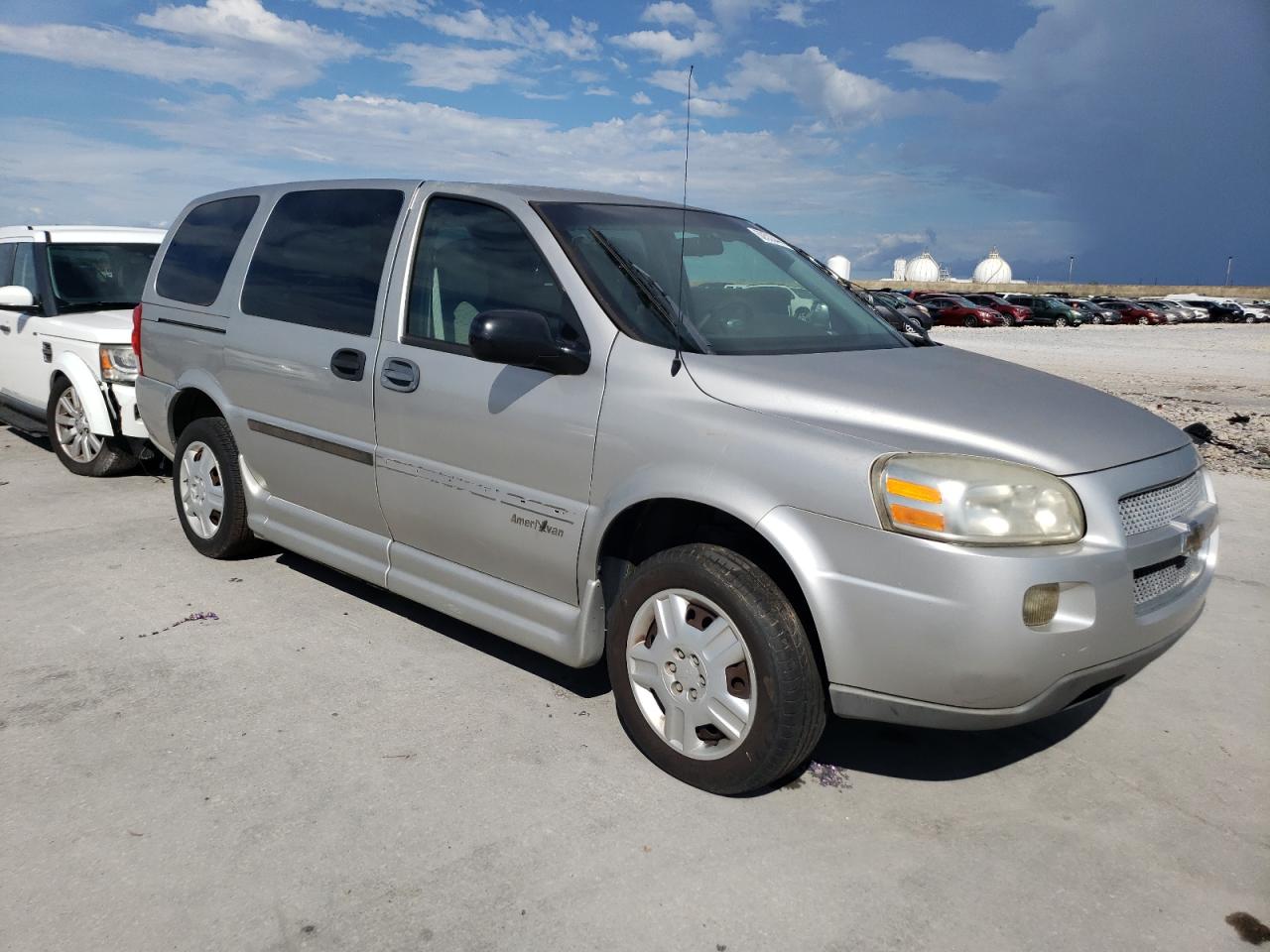 Lot #2954891206 2007 CHEVROLET UPLANDER L