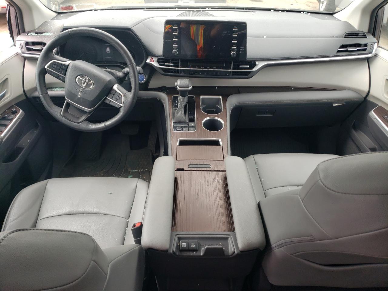 5TDYSKFC9MS040347 2021 Toyota Sienna Xle