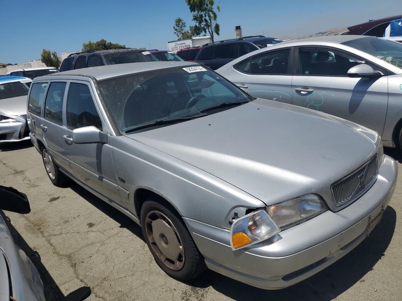 YV1LW5576W2478624 1998 Volvo V70