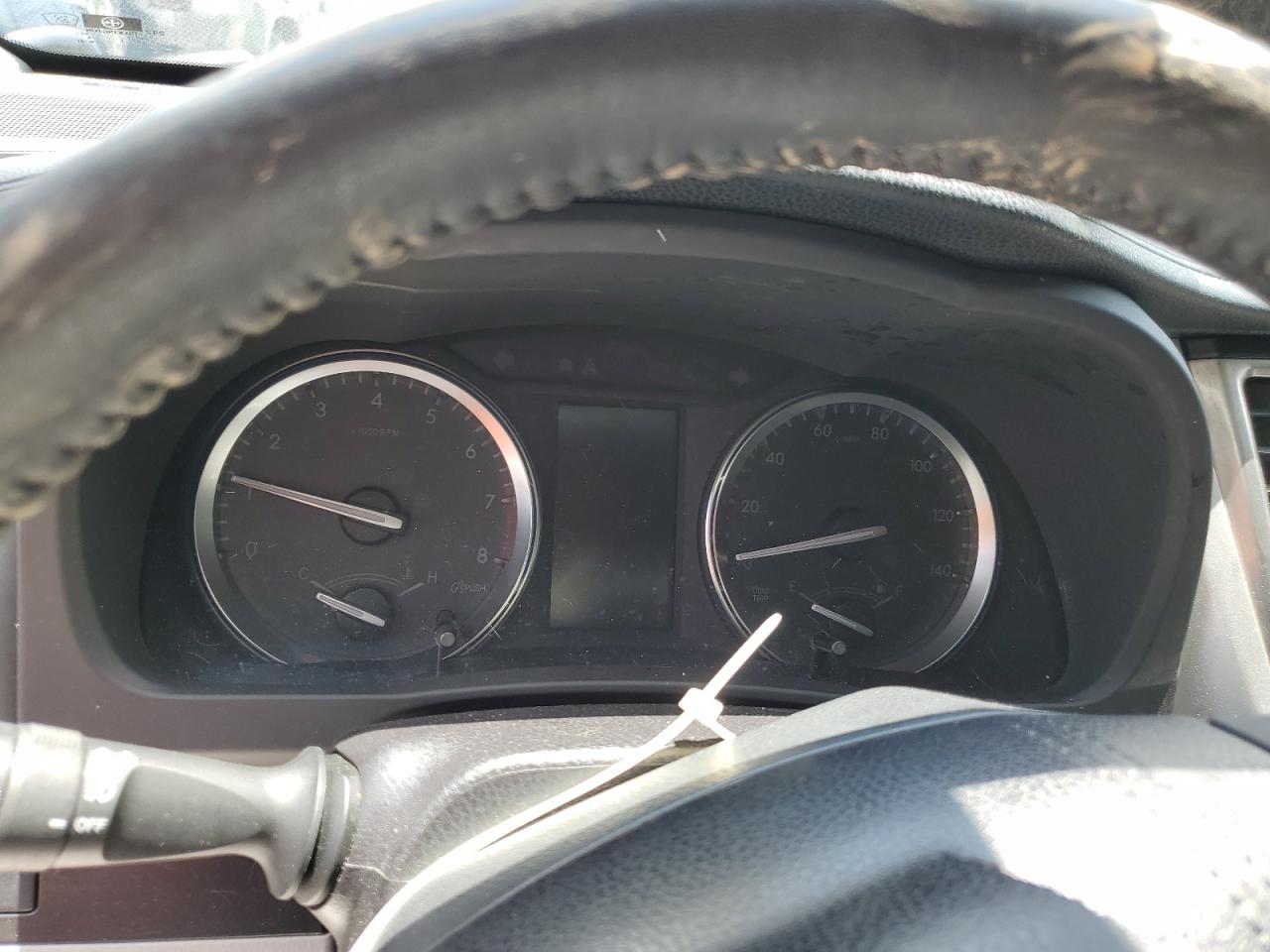 5TDDZRFH7JS867418 2018 Toyota Highlander Limited