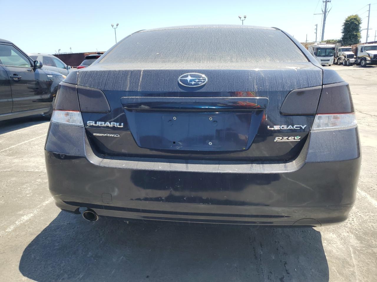 4S3BMBC68D3032272 2013 Subaru Legacy 2.5I Premium